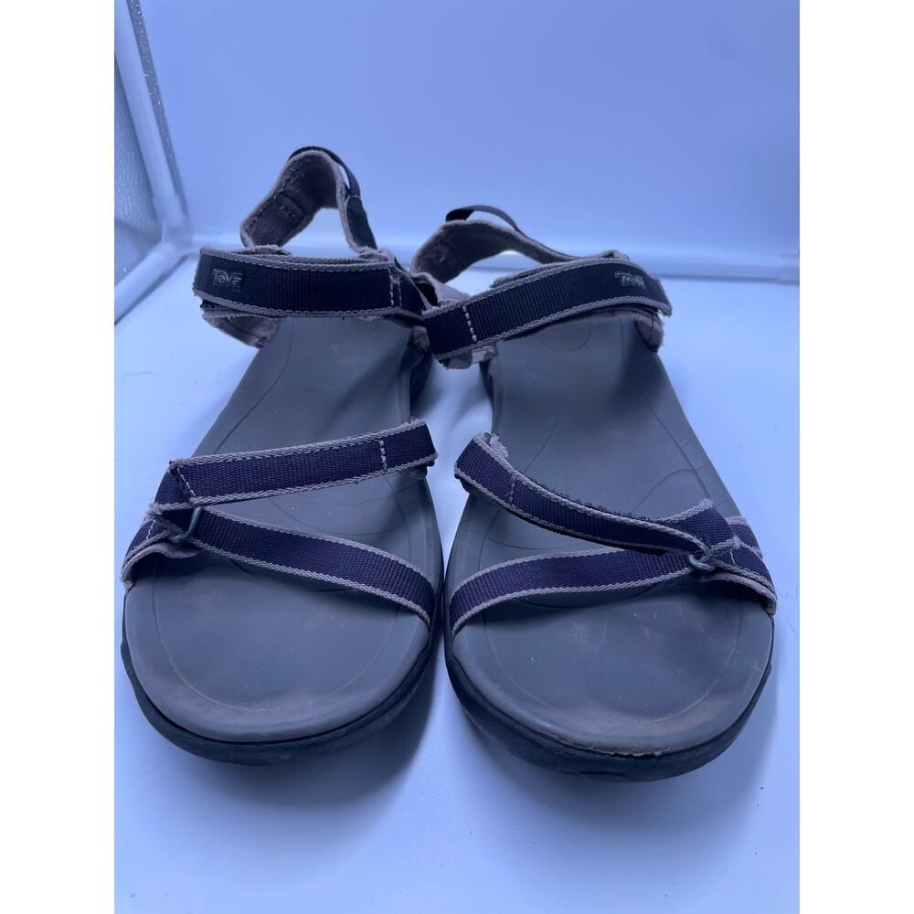 Teva wet/dry sandals with adjustable toe and ankle straps. Size 10